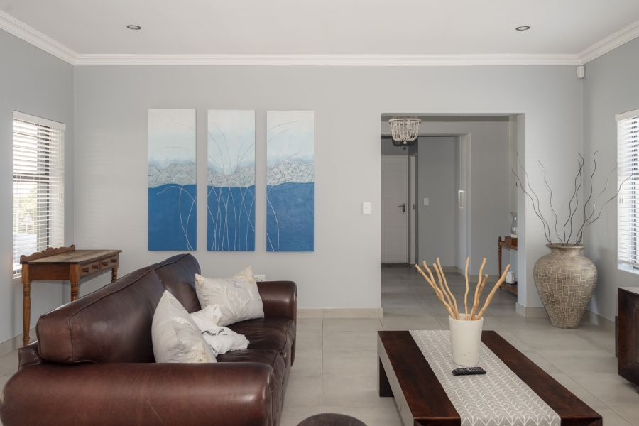 4 Bedroom Property for Sale in Myburgh Park Western Cape